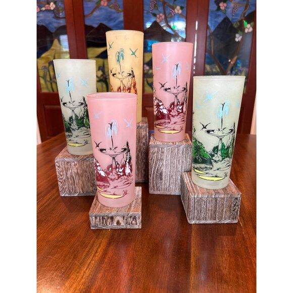 Vintage Southern Belle Frosted Tom Collins Cocktail Glasses. - Picture 4 of 13